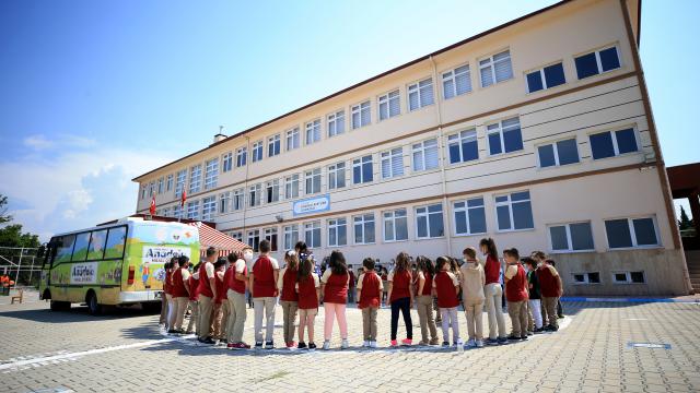 Kırklarelinde okullarda öğrencilerin ihtiyaçlarına uygun etkinlikler düzenleniyor