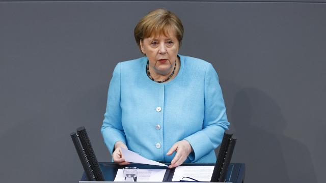Merkel, Ukraynanın 2008de NATOya alınmama kararını savundu