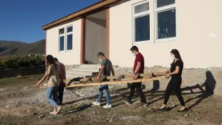 Atıl durumdaki prefabrik okul binası yeni eğitim yuvasına dönüştü