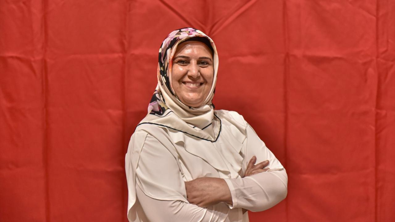 2 çocuk annesi 55 yaşındaki Nurcan Kıdır, projeyle iş sahibi olan kadınlar arasında yer alıyor.