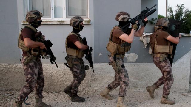 Kahramanmaraşta uyuşturucu operasyonunda 10 şüpheli yakalandı
