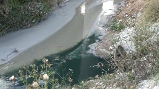 Şamlar Gölü'nün rengi değişti