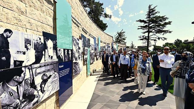 İstanbul Valiliğinden Demokrasi ve Özgürlükler Adasına gezi programı