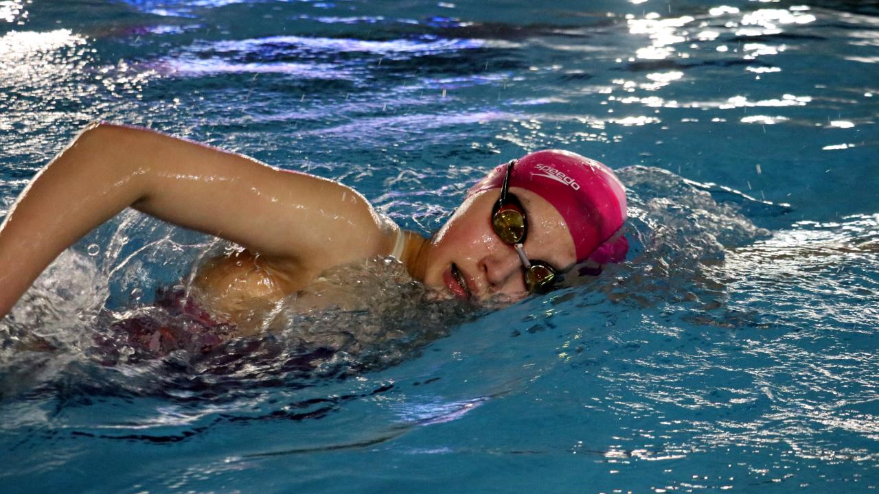 <b>Kapalı yüzme havuzları açılacak mı?</b>