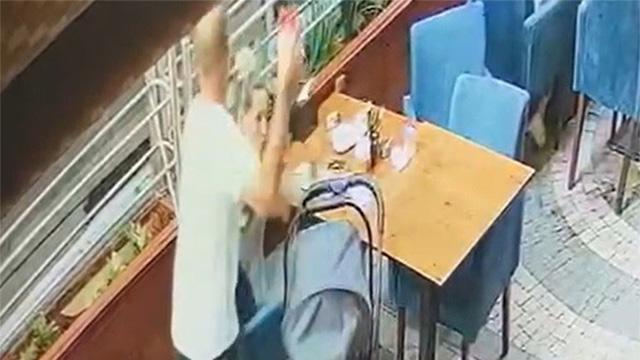 Kafede eşini darbeden zanlı tutuklandı