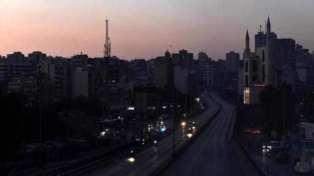 Lübnanda elektrikler tamamen kesildi
