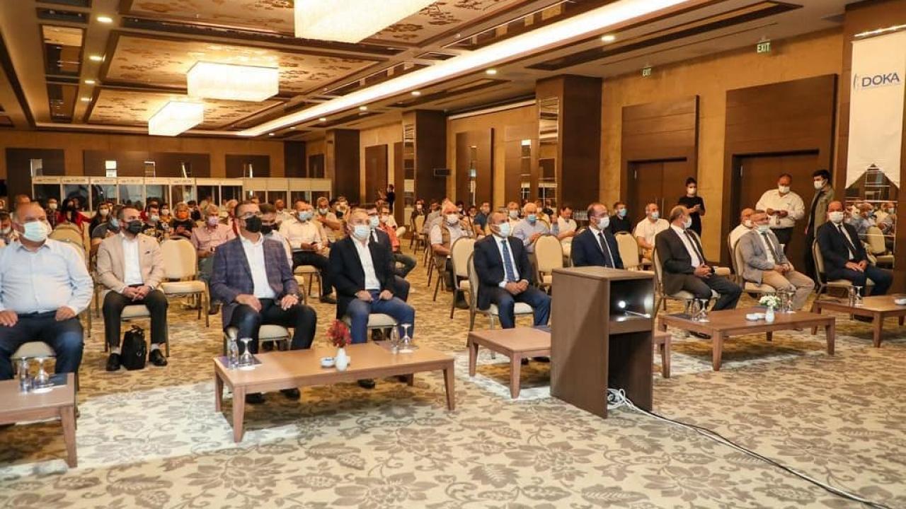 Ordu'da düzenlenen Uluslararası Karadeniz Arıcılık Konferansı ile arıcılar deneyimlerini paylaştı