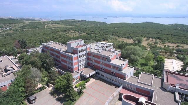 TÜBİTAK Fen Lisesi kapılarını öğrencilere açıyor