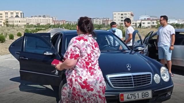 Gençler Manaslı olmak için yarıştı, rektör aracını öğrencilere tahsis etti
