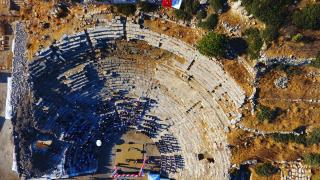 Tıp fakültesi mezunları diplomalarını Knidos Antik Kenti'nde aldı