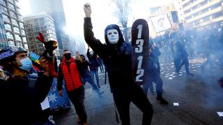 Şili'de yeni anayasa çalışmalarının ilk oturumu protesto edildi