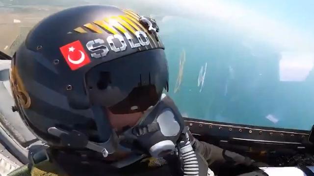 SOLOTÜRK, Antalyada prova uçuşu yaptı