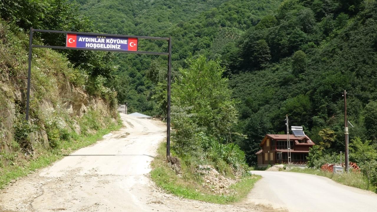 'Tosuncuk' dere yatağına kaçak villa yaptırmış