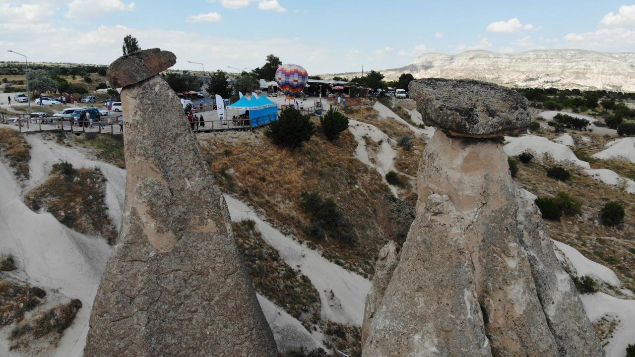 "İnsanlar geldikçe aşılarını oluyorlar"