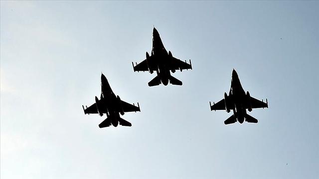 Türk ve ABD jetleri, Polonya ve İzlandada NATO devriyesi yapacak