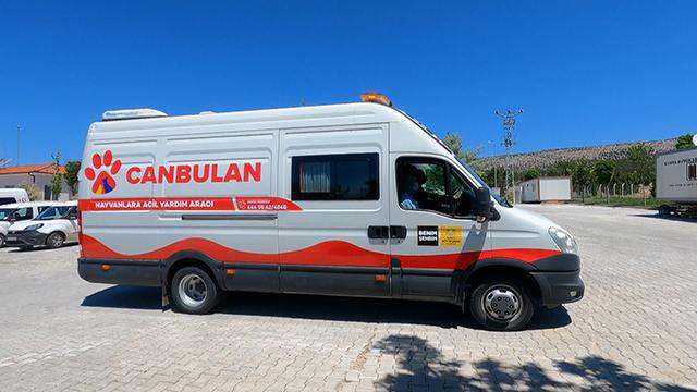 Yaralı hayvanların imdadına "Canbulan" yetişiyor