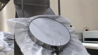 Tekirdağ'da bir lisede kir tutmayan kumaş üretildi