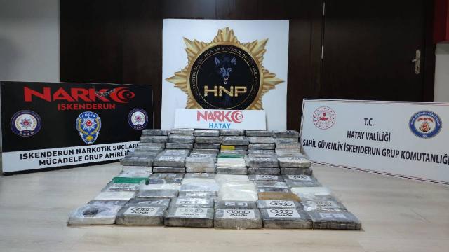 İskenderun Körfezinde kargo gemisine uyuşturucu operasyonu