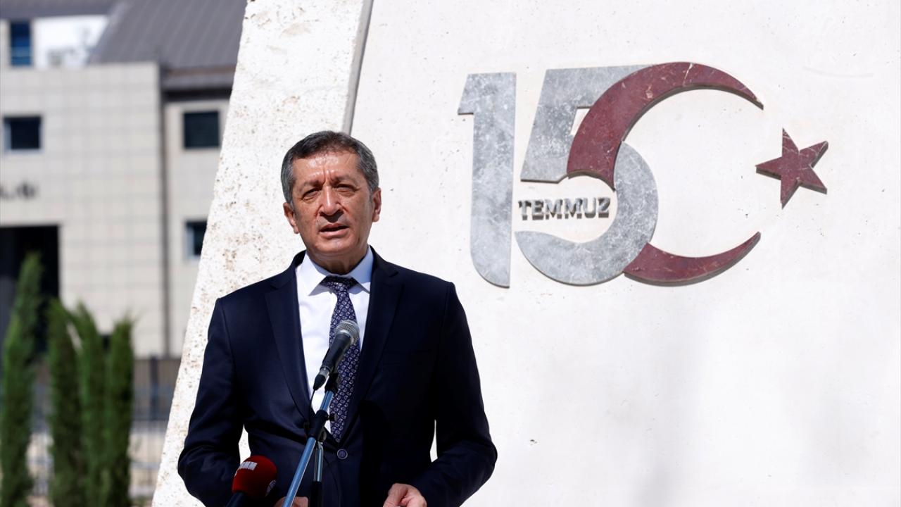 "15 Temmuz`un unutulmaması ve unutturulmaması için gayret ediyoruz"