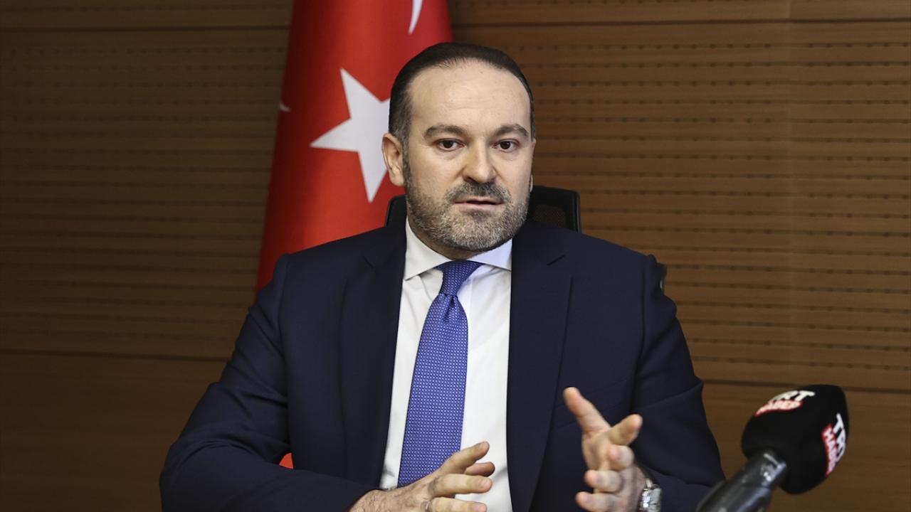 TRT’de bayrak değişimi yapıldı