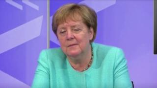 Merkel, çevrim içi toplantıda uyukladı