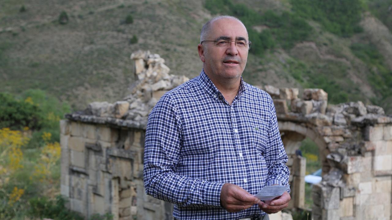 Her figürün bir anlamı var