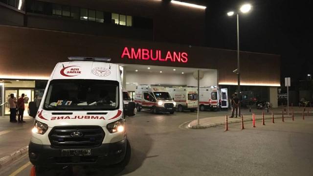 Adanada polise bıçaklı saldırı