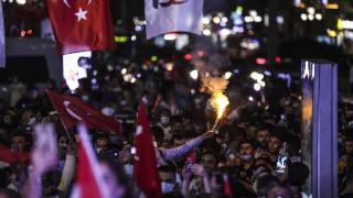 Yurdun dört bir yanında demokrasi nöbeti