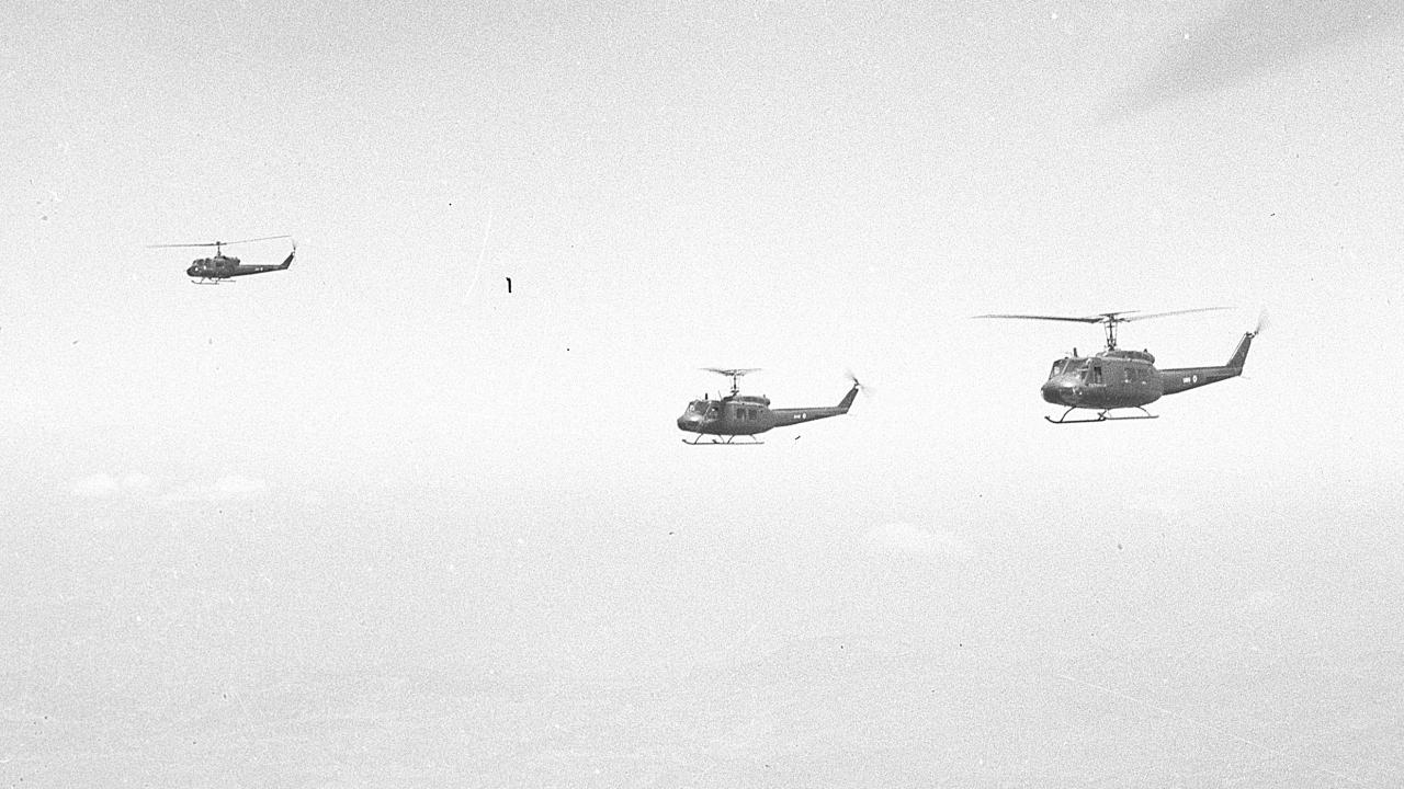 Bunun üzerine garantör ülkelere bir araya gelerek Kıbrıs meselesinin çözümü için görüşmelere başladı.