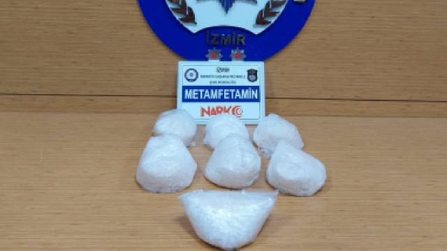Durdurulan otomobilde 3 kilo metamfetamin ele geçirildi