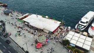 İstanbul'da kalanlar Adalar'a akın etti