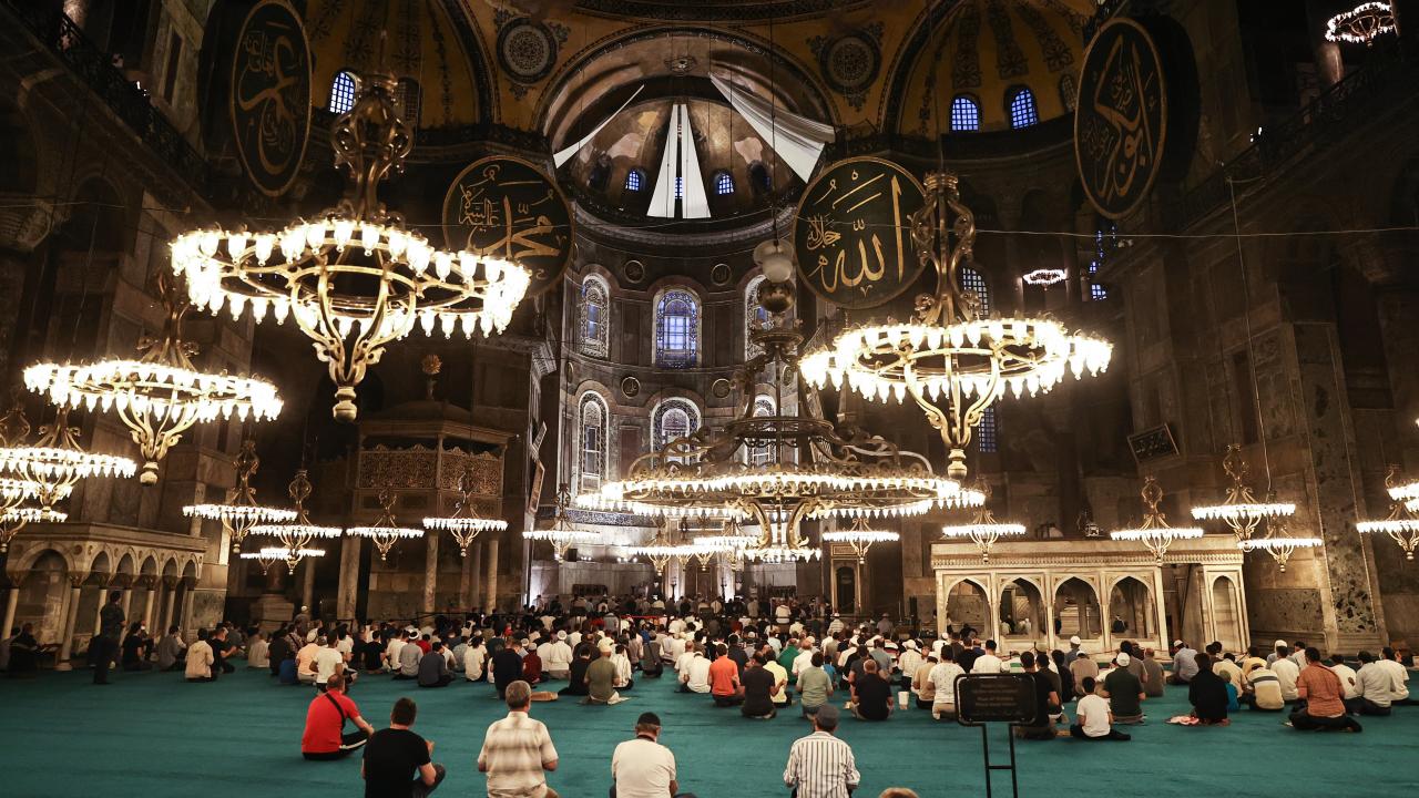 Tarihi günün üzerinden 1 yıl geçti