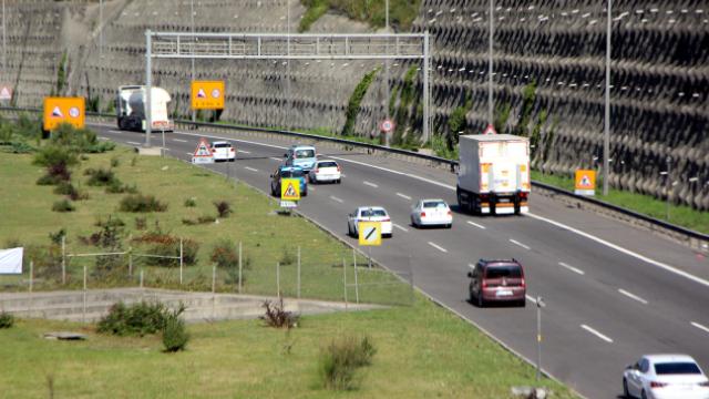 Dönüşler başladı: Bolu geçişinde trafik akıcı