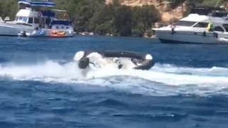 Bodrum'da kaptansız kalan bot korkuttu