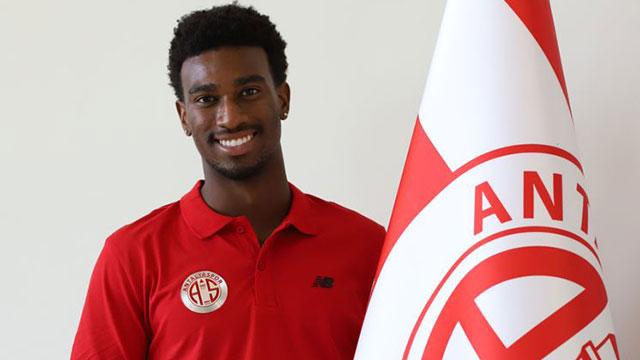 Antalyaspor, ABDli futbolcu Haji Wrightı kadrosuna kattı