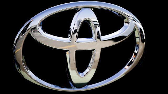 Toyota Japonyadaki 11 tesisinde üretimi durduruyor