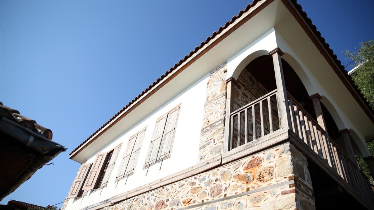 "1530`da en kalabalık mahalle olarak kayıtlara geçmiş"