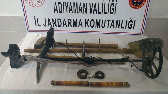 Kaçak kazı yapan şahıslara suçüstü: 5 gözaltı