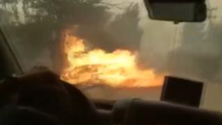 Antalya'da alevlerden kaçış kamerada