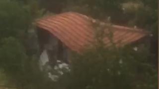 Amasya'da evin sele kapıldığı anlar kameraya yansıdı