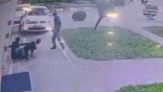 Fren yerine gaza bastı, son anda kurtuldular