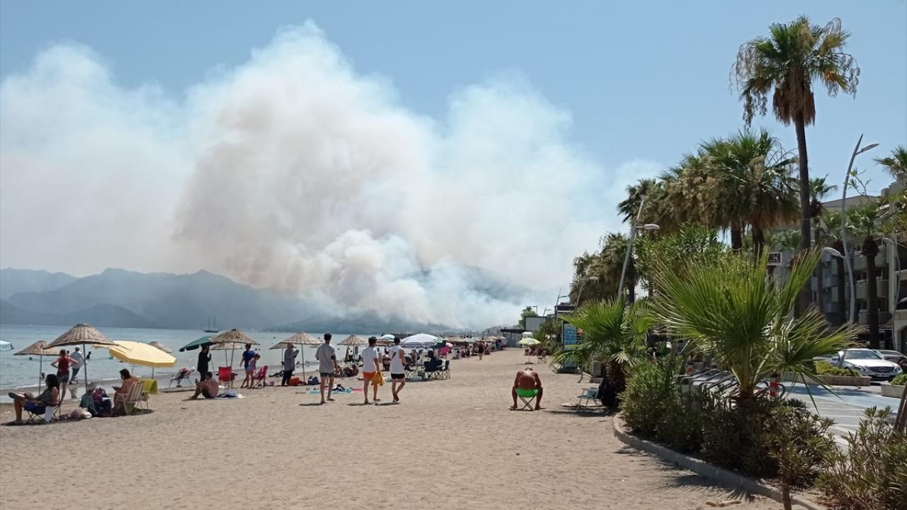 "Dualarımız ormanın kahramanlarıyla"