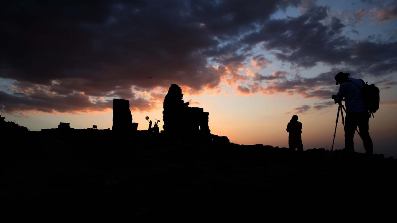 "Kalede gün batımına ilişkin sergi açacağız"