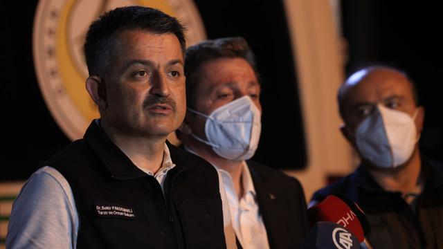 Bakan Pakdemirli: 98 yangın kontrol altında, 9 yangın devam ediyor