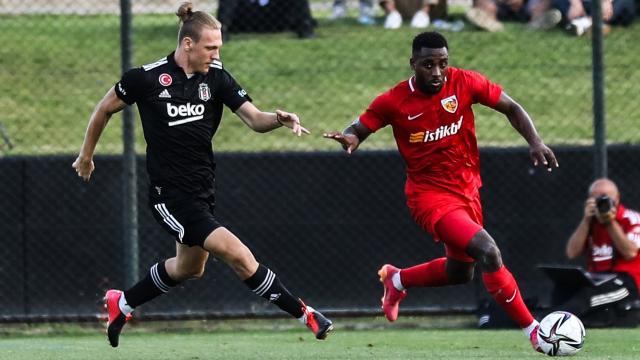 Beşiktaş hazırlık maçında Kayserispora farklı yenildi