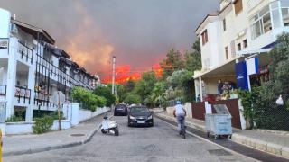 Marmaris'teki yangın büyüyor