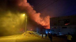 Kahramanmaraş'ta geri dönüşüm tesisinde yangın