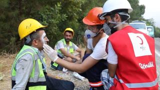 Tatile gitti, yangınlar çıkınca Kızılay gönüllüsü oldu