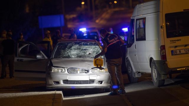 Başkentte bir araçtan sol şeritte indirilen kadın otomobilin çarpması sonucu öldü