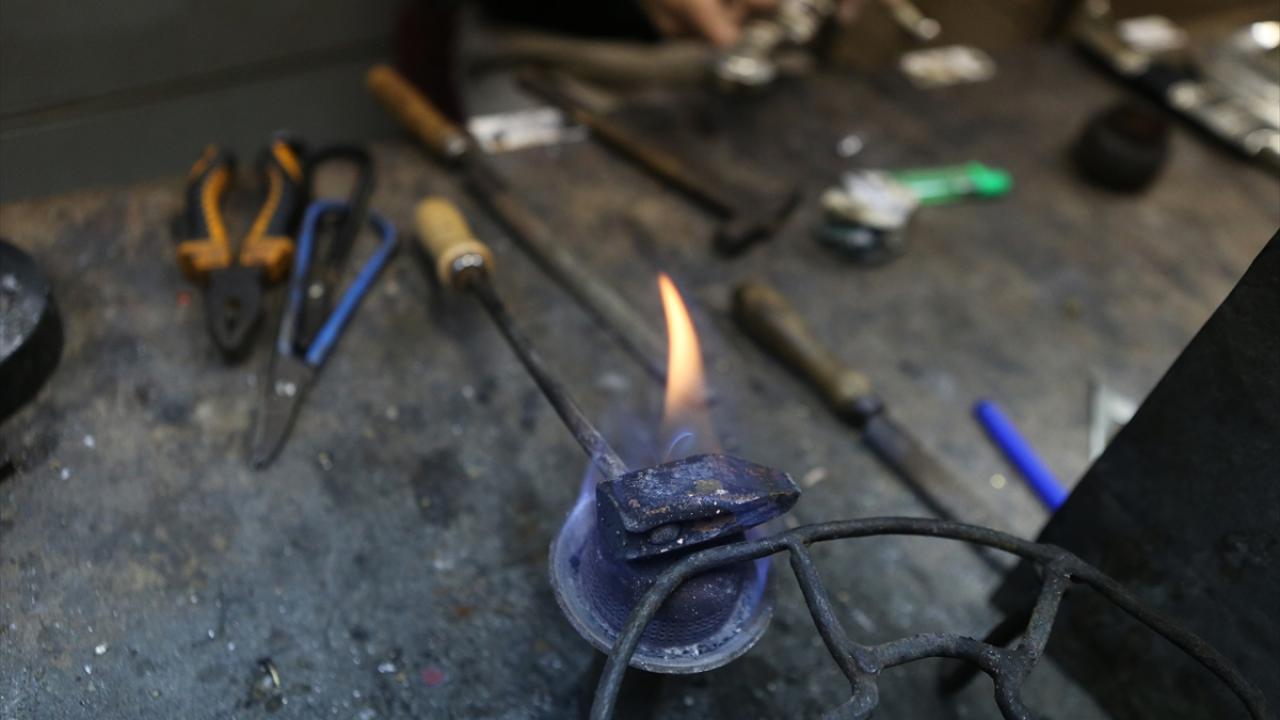 Süslemede kullanılan değerli taşlar Türkiye`den